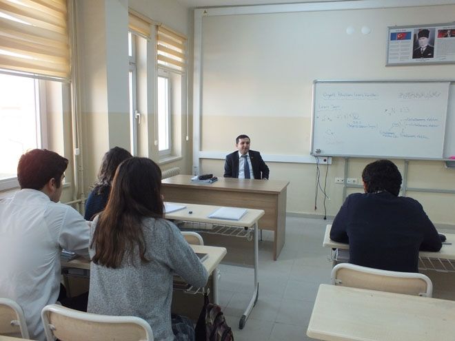 Kaymakam Yılmaz öğrencilerle bir araya geldi