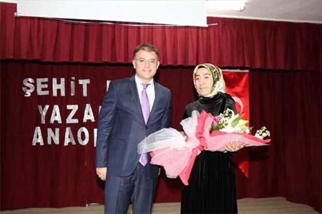 ANAOKULU ÖĞRENCİLERİ ŞEHİT YAZANEL´İ ANDI