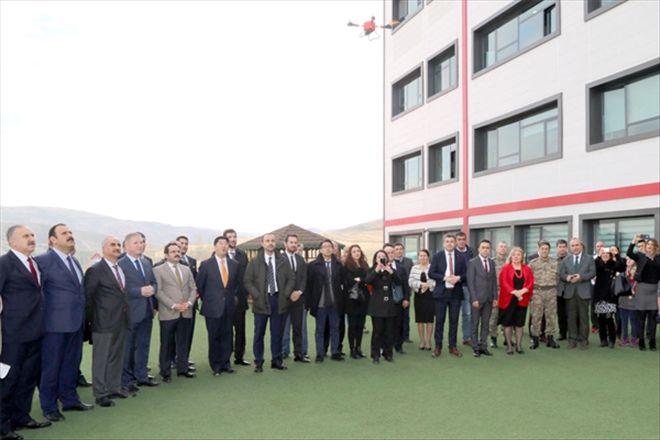 Öğrenciler teknoloji ve bilimle tanışıyor