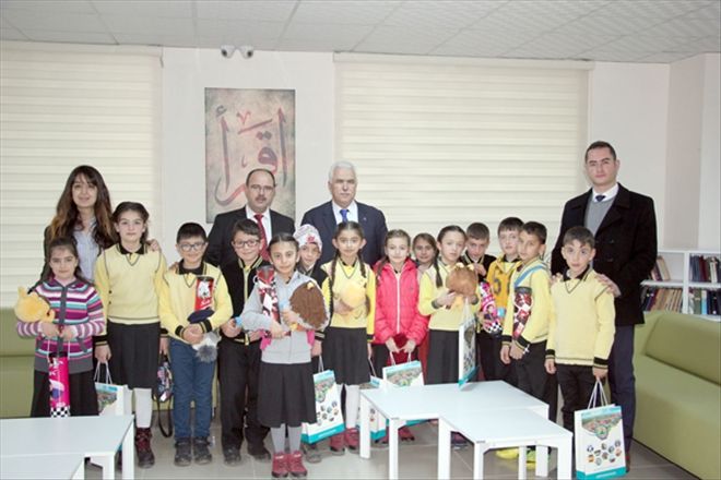 Öğrenciler kamu kurumlarını gezdi
