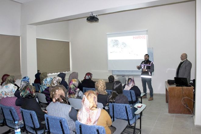 Kursiyerlere  uyuşturucu semineri
