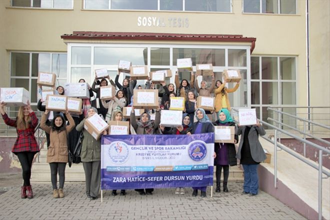 Üniversitelilerden cezaevinin zorunlu konuklarına destek