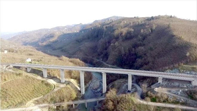 ´Dereyolu´nun yarısı tamamlandı