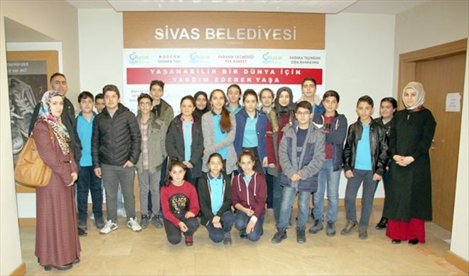 ÖĞRENCİLERDEN ANLAMLI YARDIM