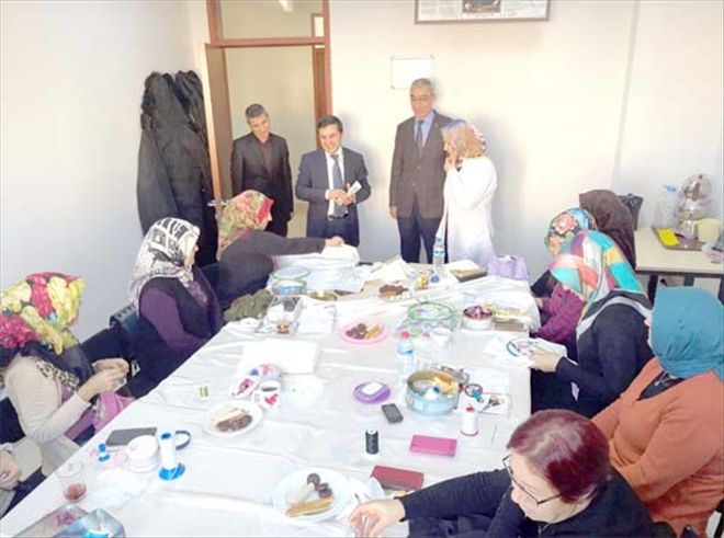 Kaymakam Yılmaz Halk Eğitimi Merkezini ziyaret etti