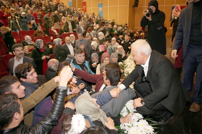HATİPOĞLU´NA YOĞUN İLGİ