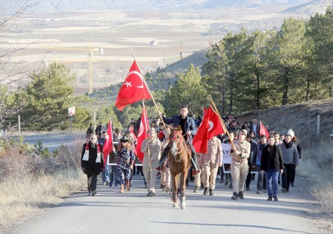 Sarıkamış şehitlerini anmak için yürüdüler