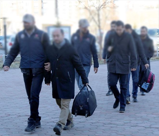 FETÖ´den 2 asker daha tutuklandı  