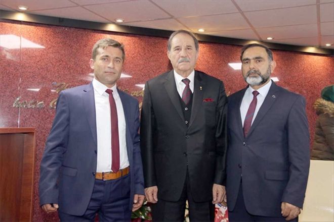 Tenekeciler Odasında nöbet değişimi