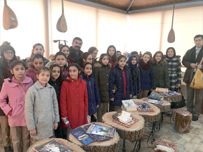 Öğrencilerden 