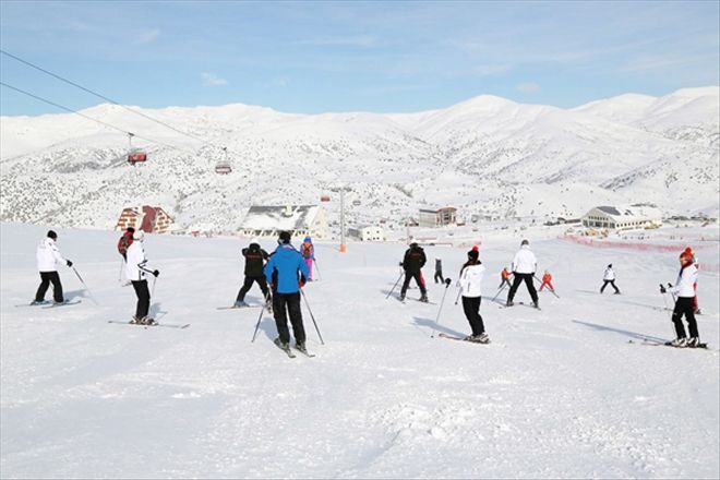 KAR YAĞIŞI YILDIZ´A YARADI