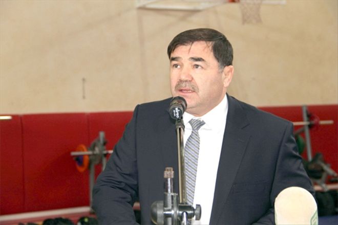 Güreşte hedef tüm sıkletlerde altın madalya