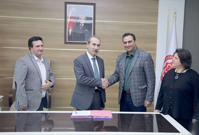 C.Ü´de toplu sözleşme imzalandı