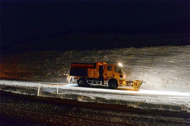 410 köy yolunda ulaşıma kar engeli