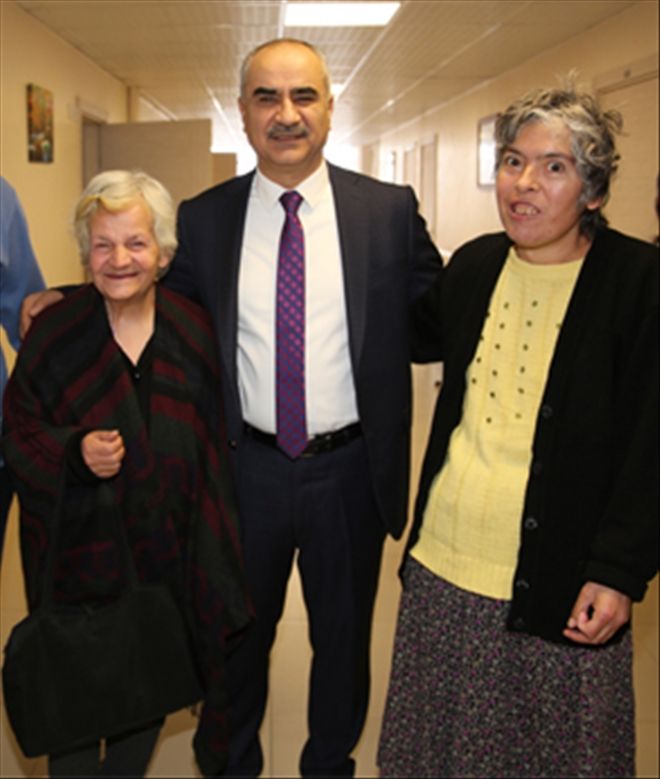 ONLARIN GÜLEN YÜZÜYLE HAFTAYA BAŞLADIK