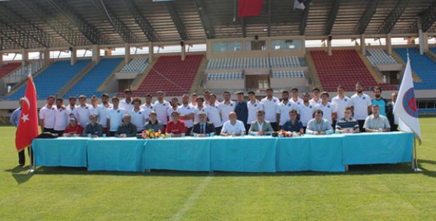 Belediyespor´da İmza Şov