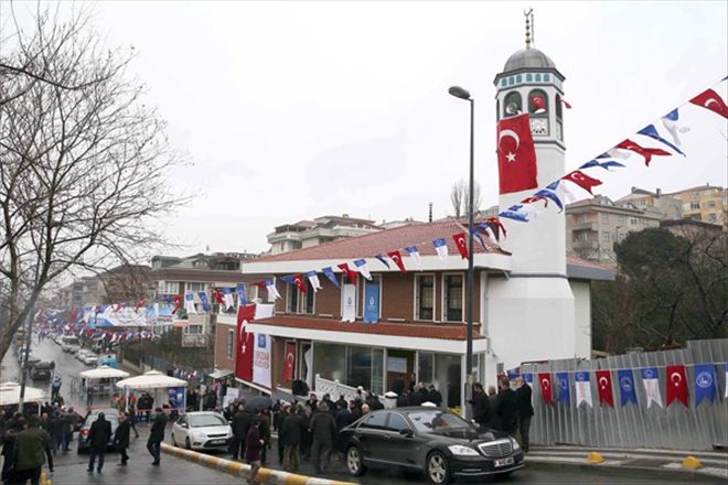 İNSANA HİZMET HAKK´A HİZMETTİR