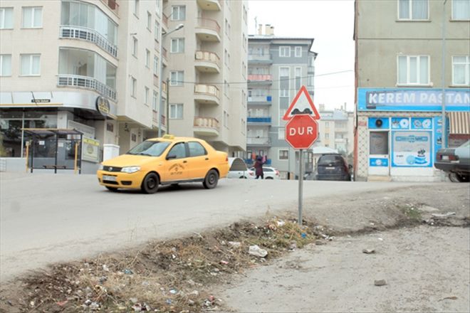 O LEVHA YERiNE DiKiLDi 