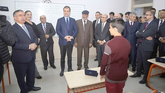 25 BİN ÖĞRETMEN ALIMI YAPILACAK
