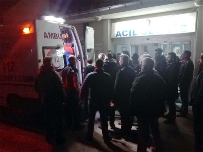 Dur ihtarına uymayan araç polise çarptı