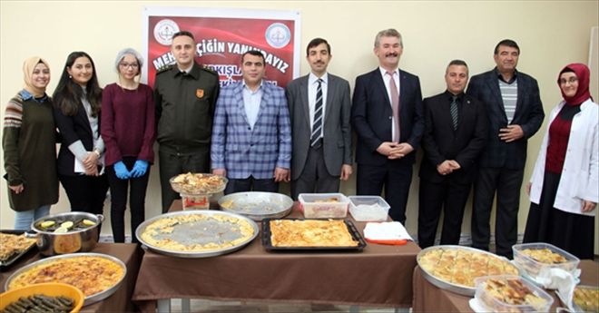 Öğrencilerden Mehmetçik Vakfı´na bağış