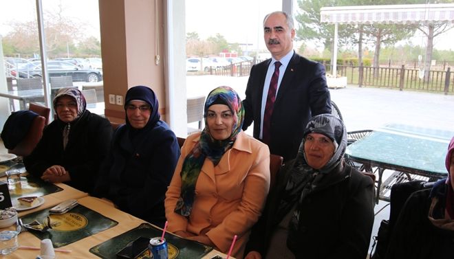 ŞEHİT YAKINI OLMAK  BÜYÜK BİR ŞEREF   