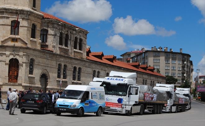 MAZLUMLARA  YARDIM ELİ   