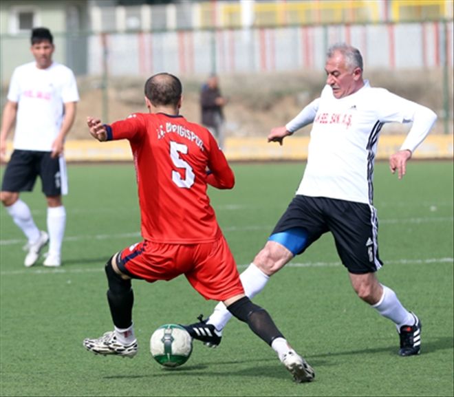 Belediye başkanı yeşil sahalarda