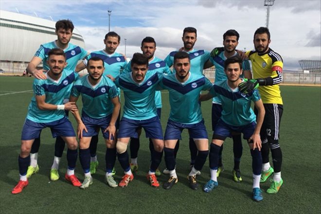 Demirspor git gide eriyor 