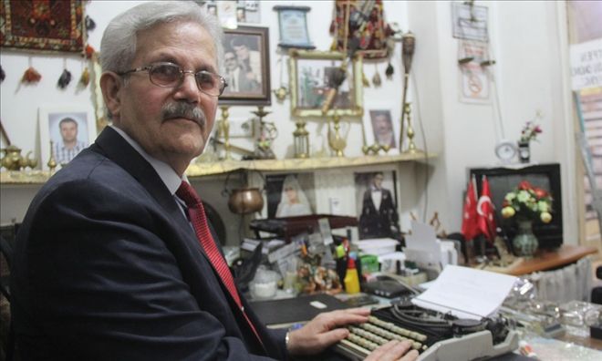 Sivaslı arzuhalci teknolojiye direniyor