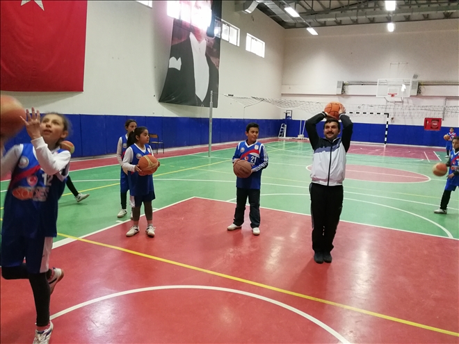 Kaymakam genç sporcularla buluştu 