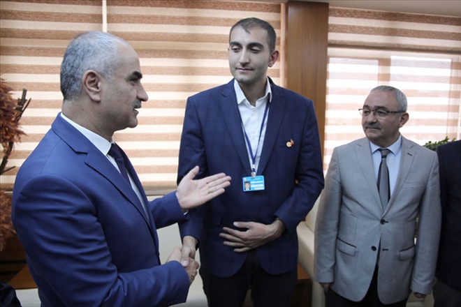 ÖRNEK DAVRANIŞ  ÖDÜLLENDİRDİ
