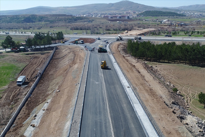 Viyadük asfaltlanıyor