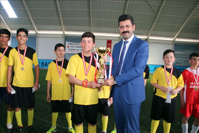 Şampiyon Cemel Ortaokulu