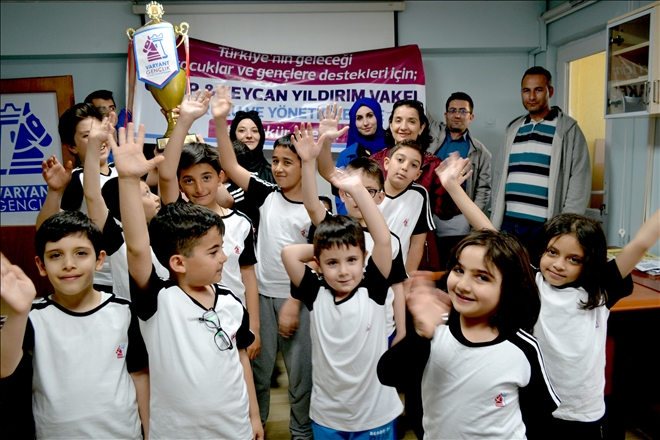 Garip ve Zeycan Yıldırım vakfı Sivas´ı unutmadı