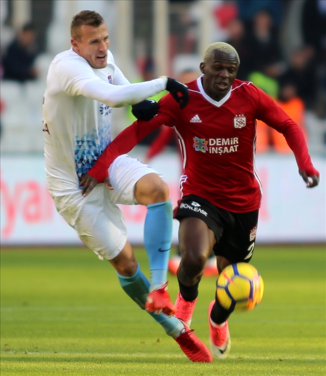 SİVASSPOR  GALİBİYET PEŞİNDE