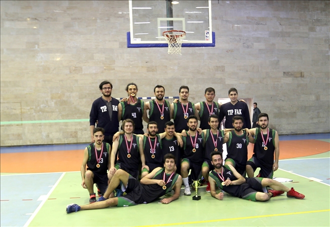 CÜ´de spor şenliği