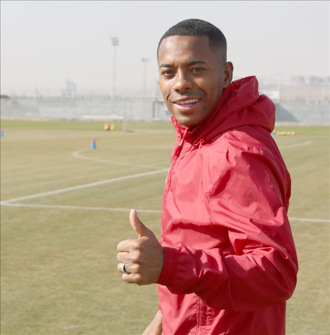 Robinho dönüyor!