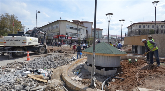 SOKAK YENİLENİYOR