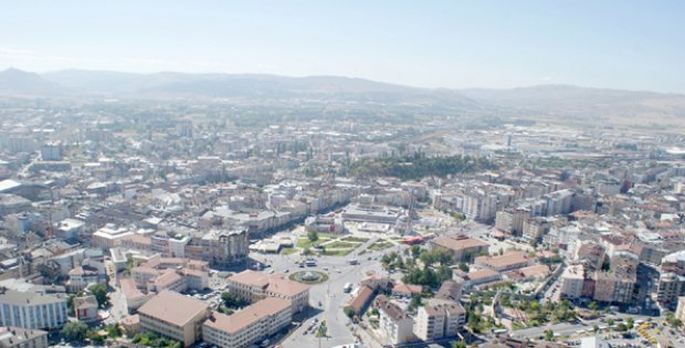 Göç Kervanı Yine Yolda
