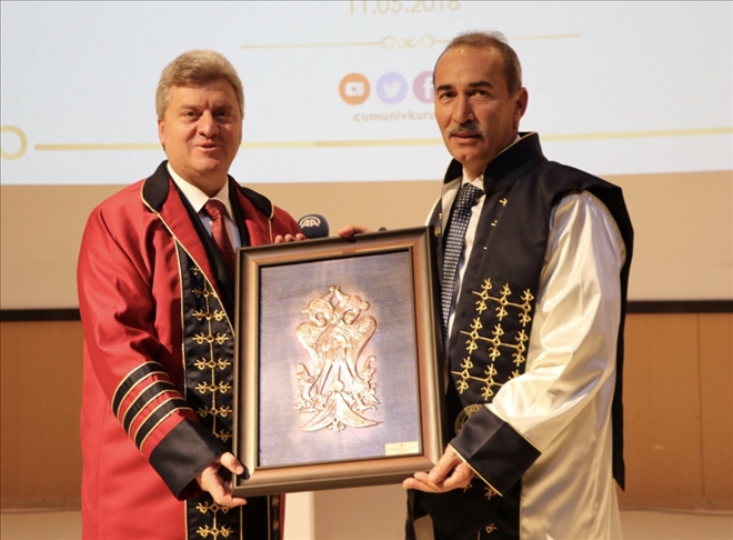 IVANOV´A FAHRİ DOKTORA UNVANI