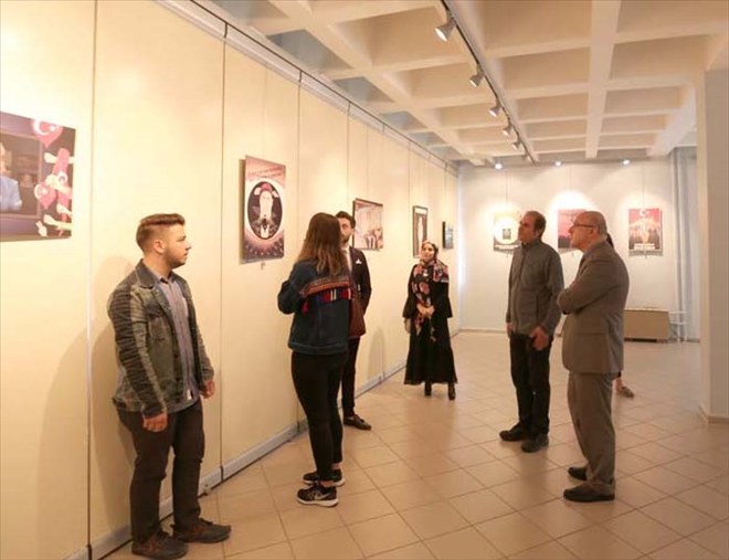Afiş sergisi beğeni topladı