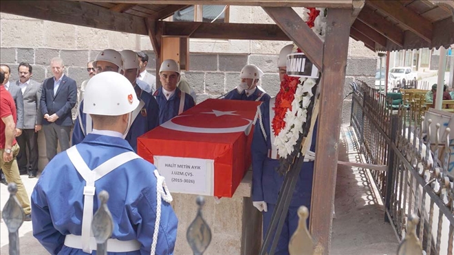  Jandarma uzman çavuş toprağa verildi   