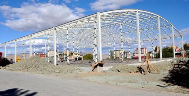 Modern İlçeye Modern Hal
