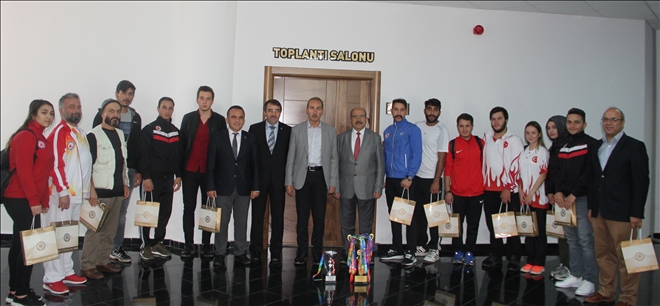 SPORTİF ALANDA BAŞARILI  OLMAK İSTİYORUZ