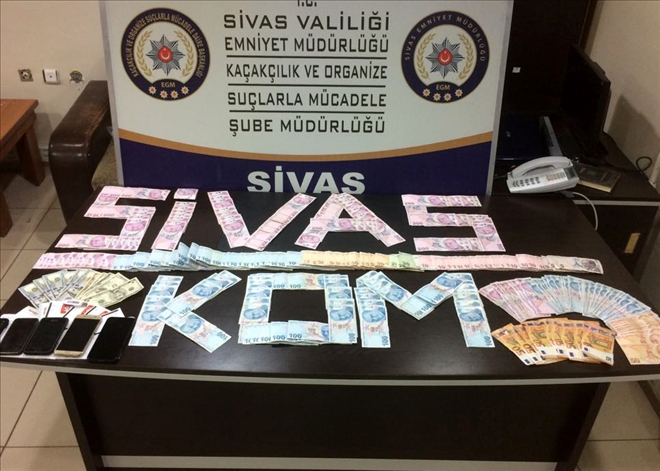 SÖZDE BÖLGE İMAMI  AVM´DE YAKALANDI