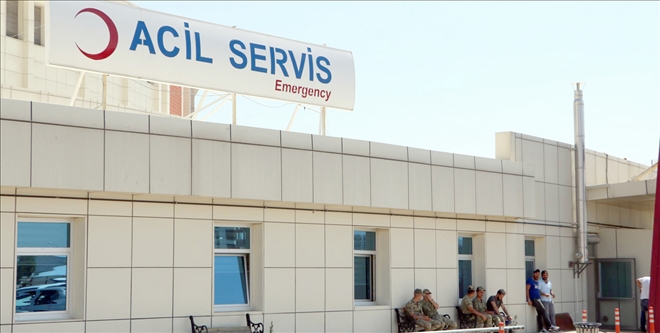 Askerler Kavga Etti: 2 Yaralı