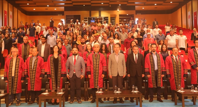 Eczacılık fakültesi ilk mezunlarını verdi