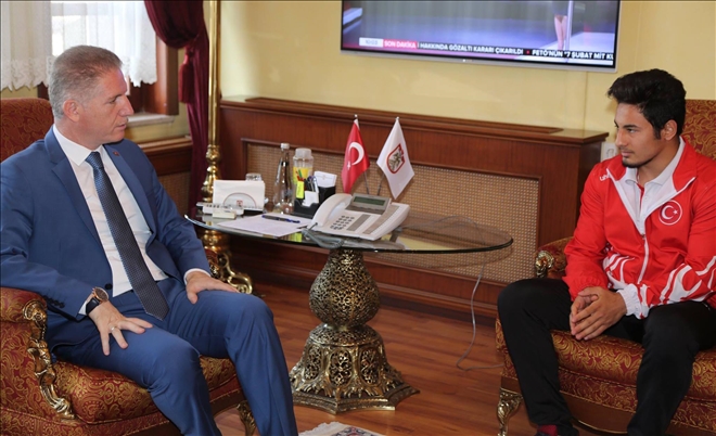 Avrupa şampiyonundan Vali´ye ziyaret
