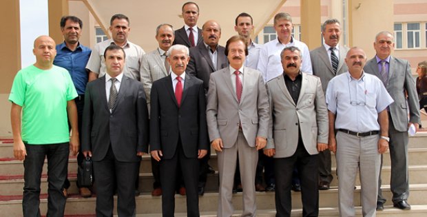 Rektörden Belediyespor´a Destek Sözü